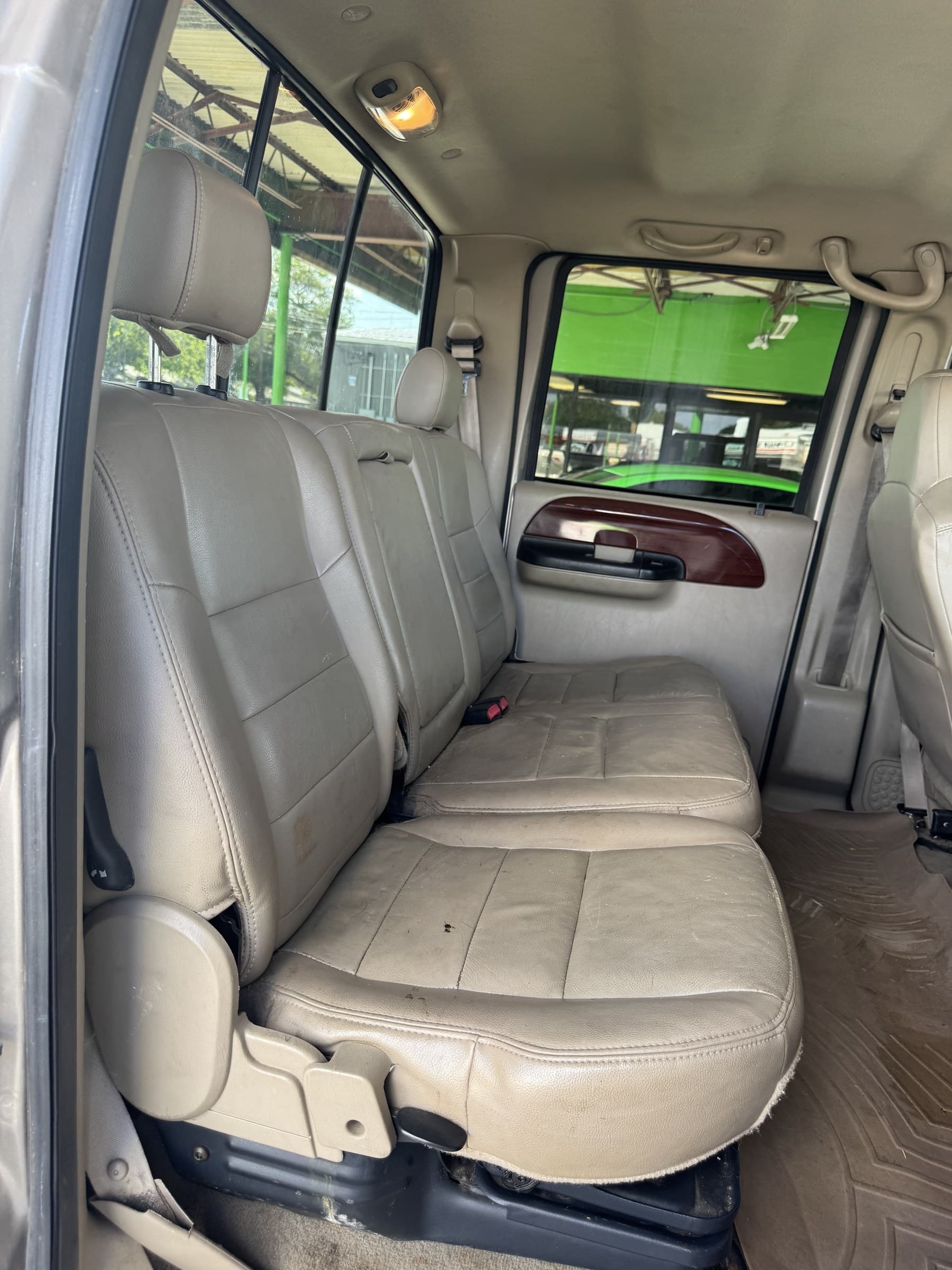 2005 Ford F-350 Super Duty — view 13