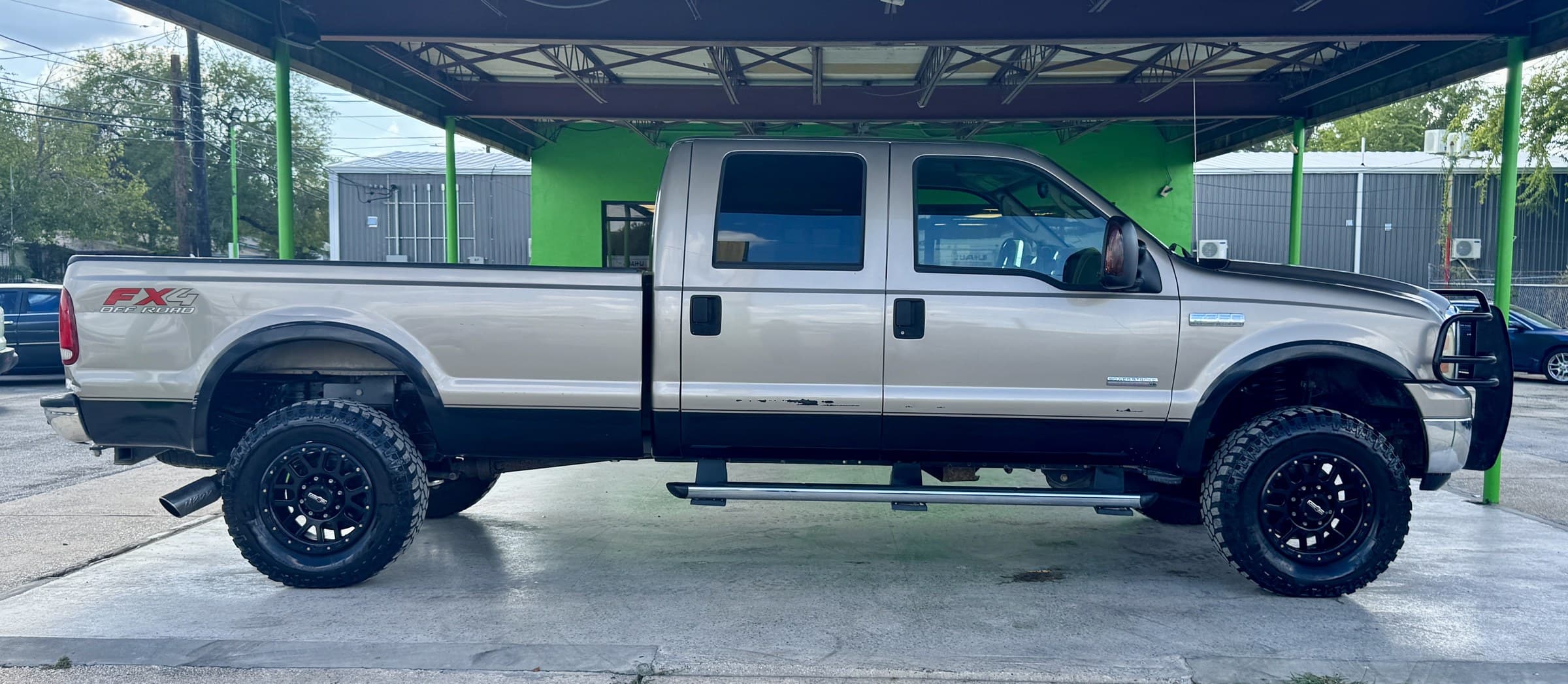 2005 Ford F-350 Super Duty — view 8
