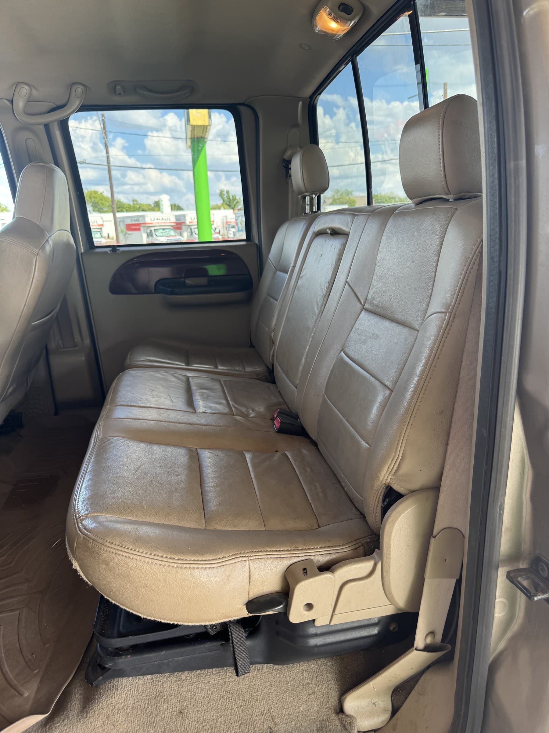 2005 Ford F-350 Super Duty — view 11