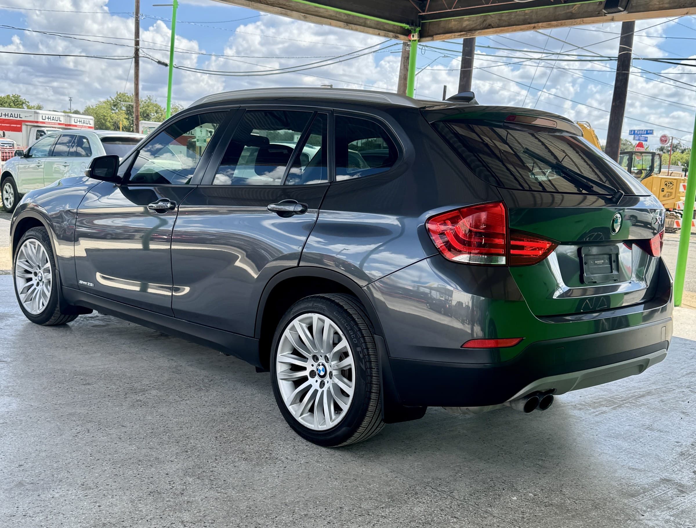 2013 BMW X1 — view 3