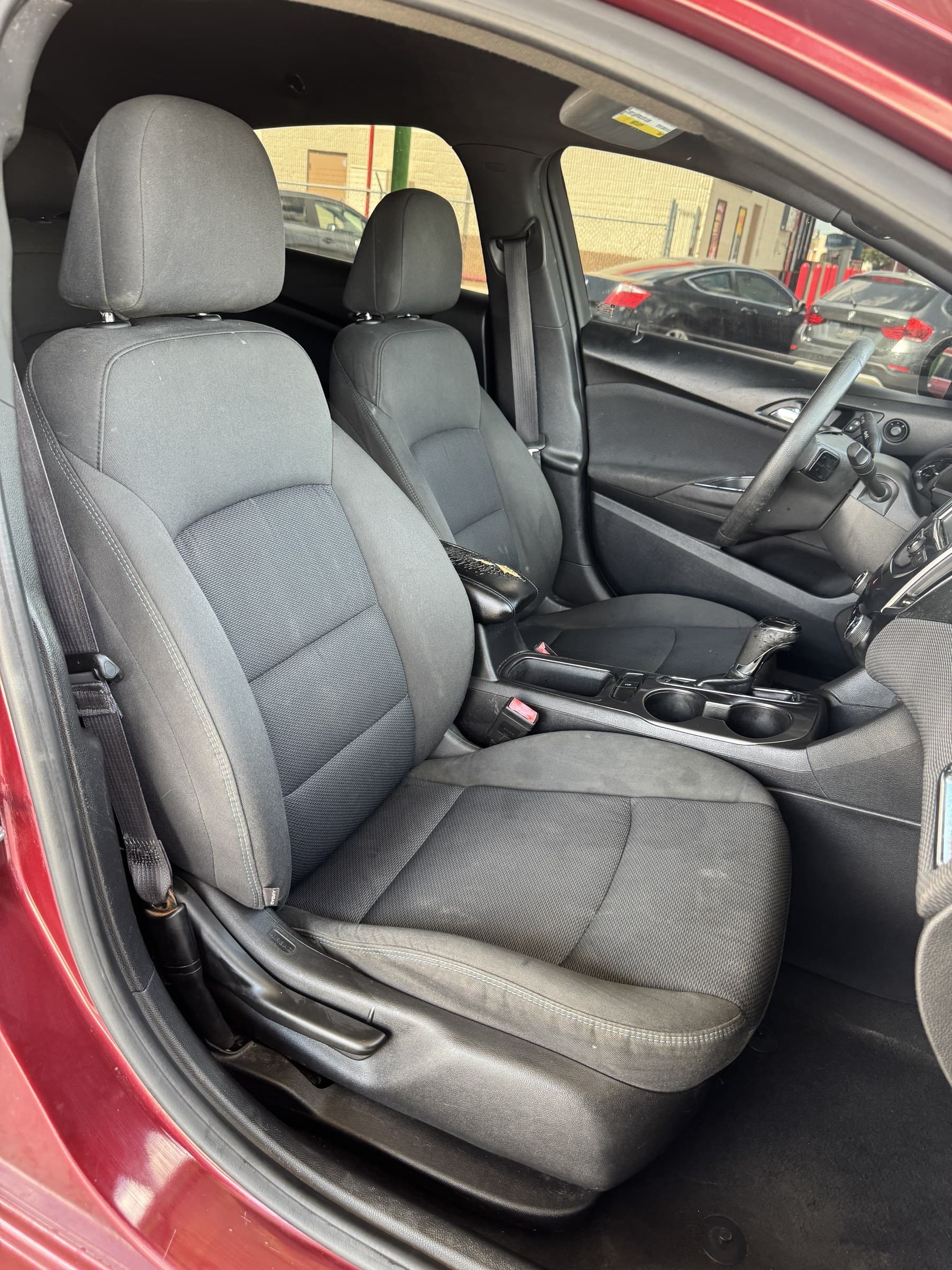 2016 Chevrolet Cruze — view 13