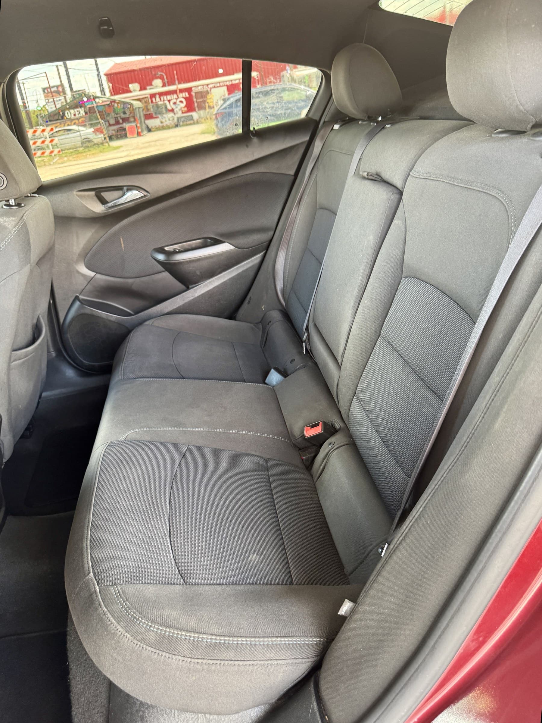 2016 Chevrolet Cruze — view 14