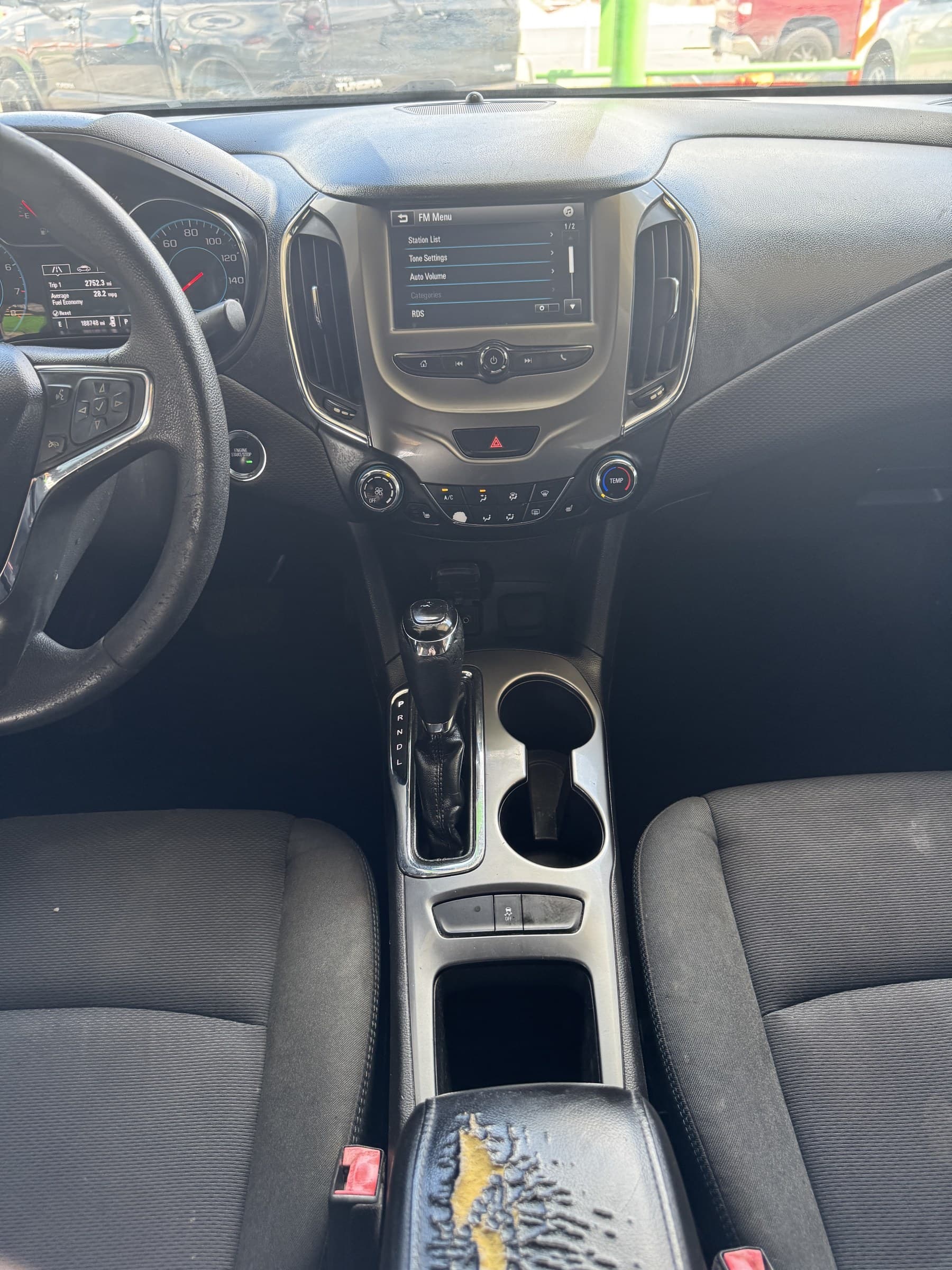 2016 Chevrolet Cruze — view 10