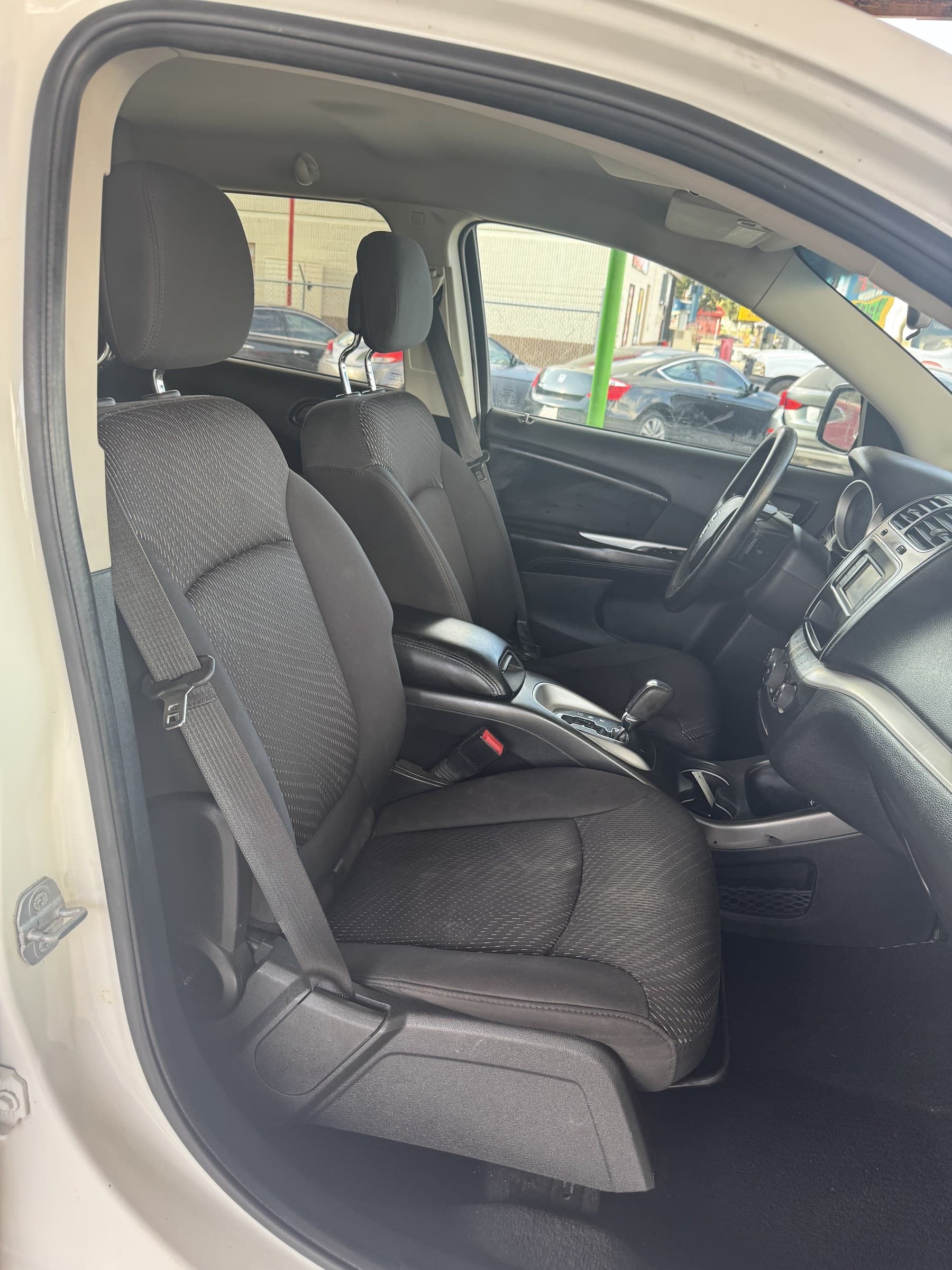 2014 Dodge Journey — view 13