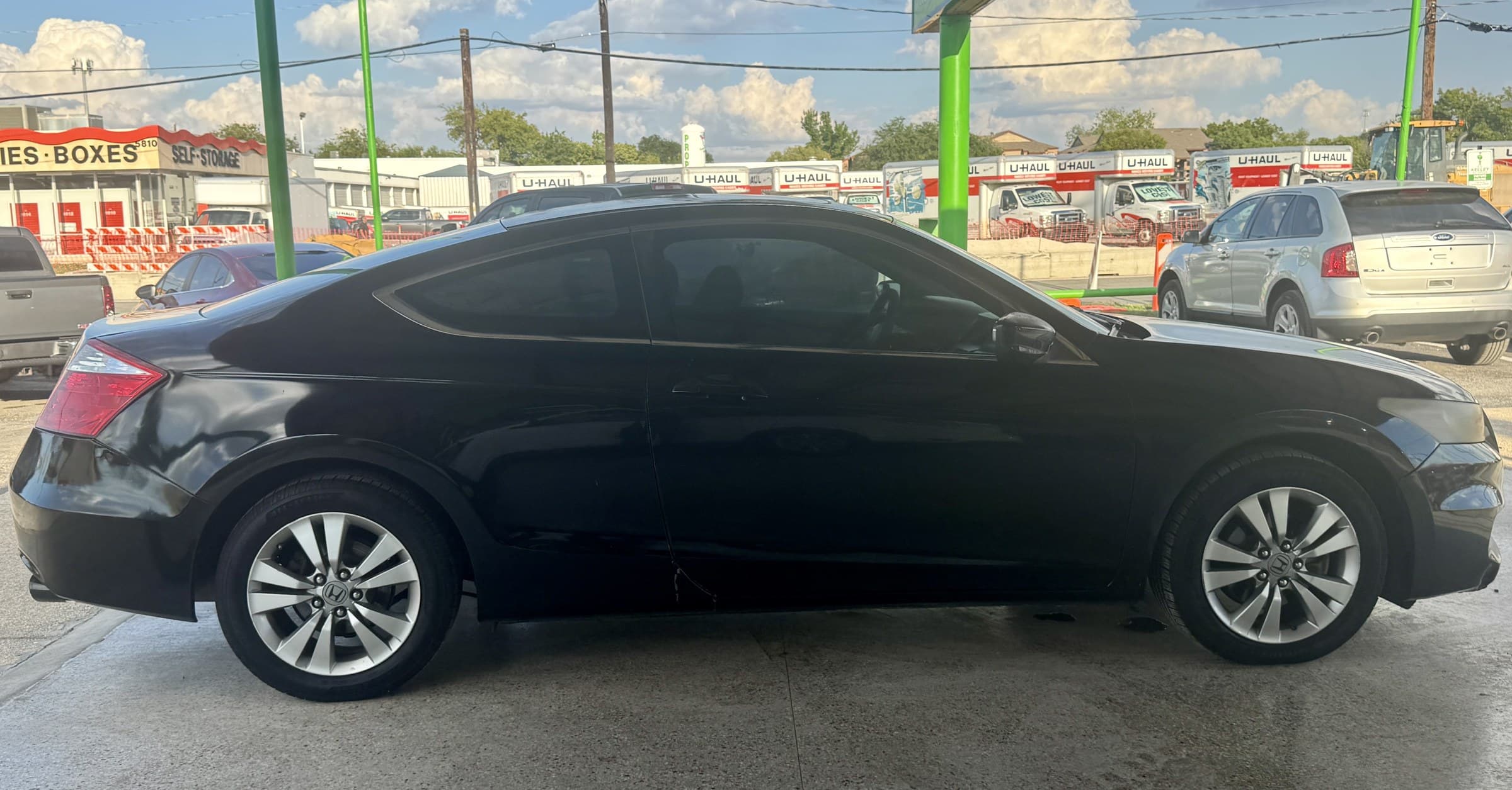 2011 Honda Accord — view 4