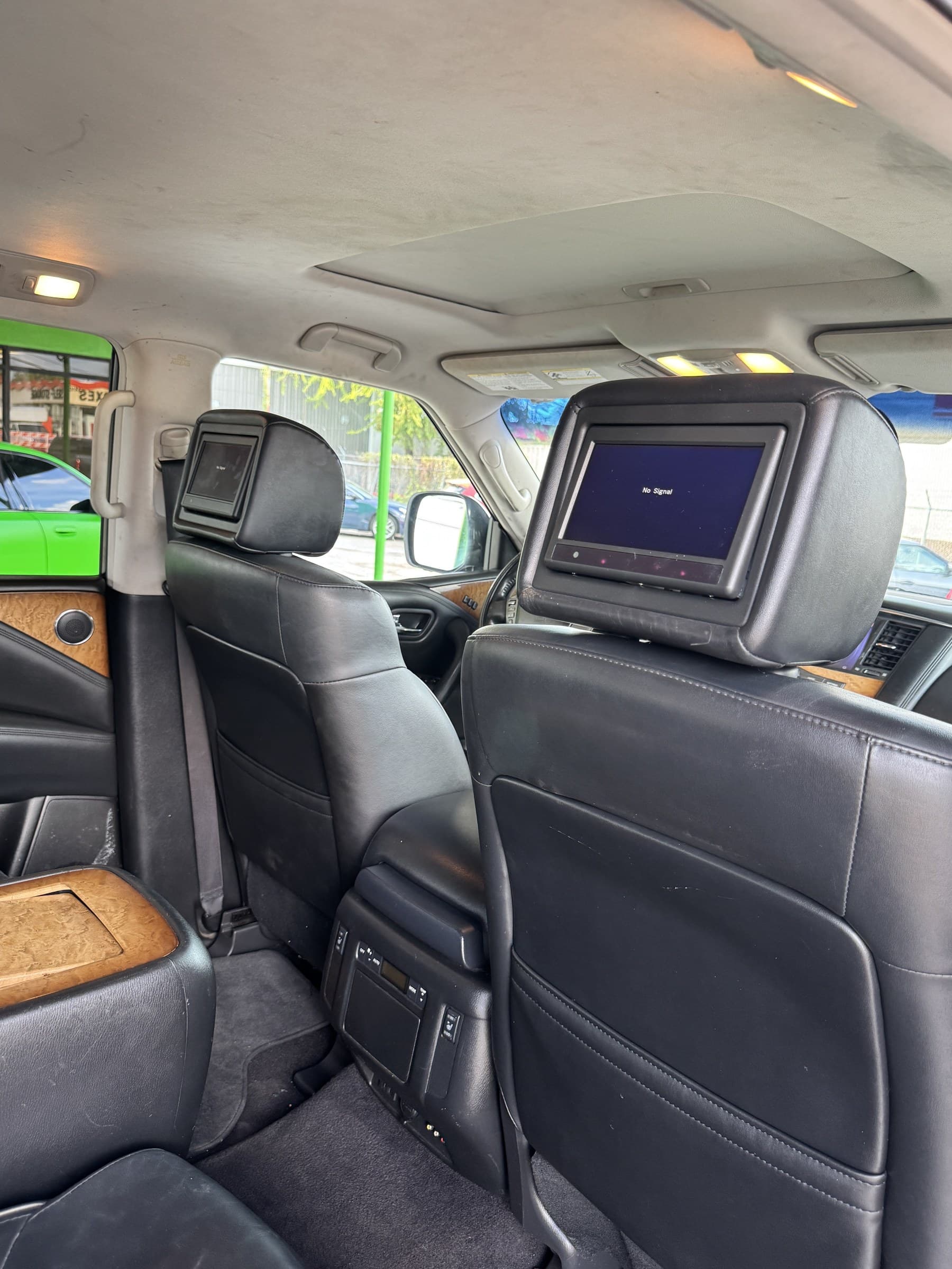 2013 Infiniti QX56 — view 15
