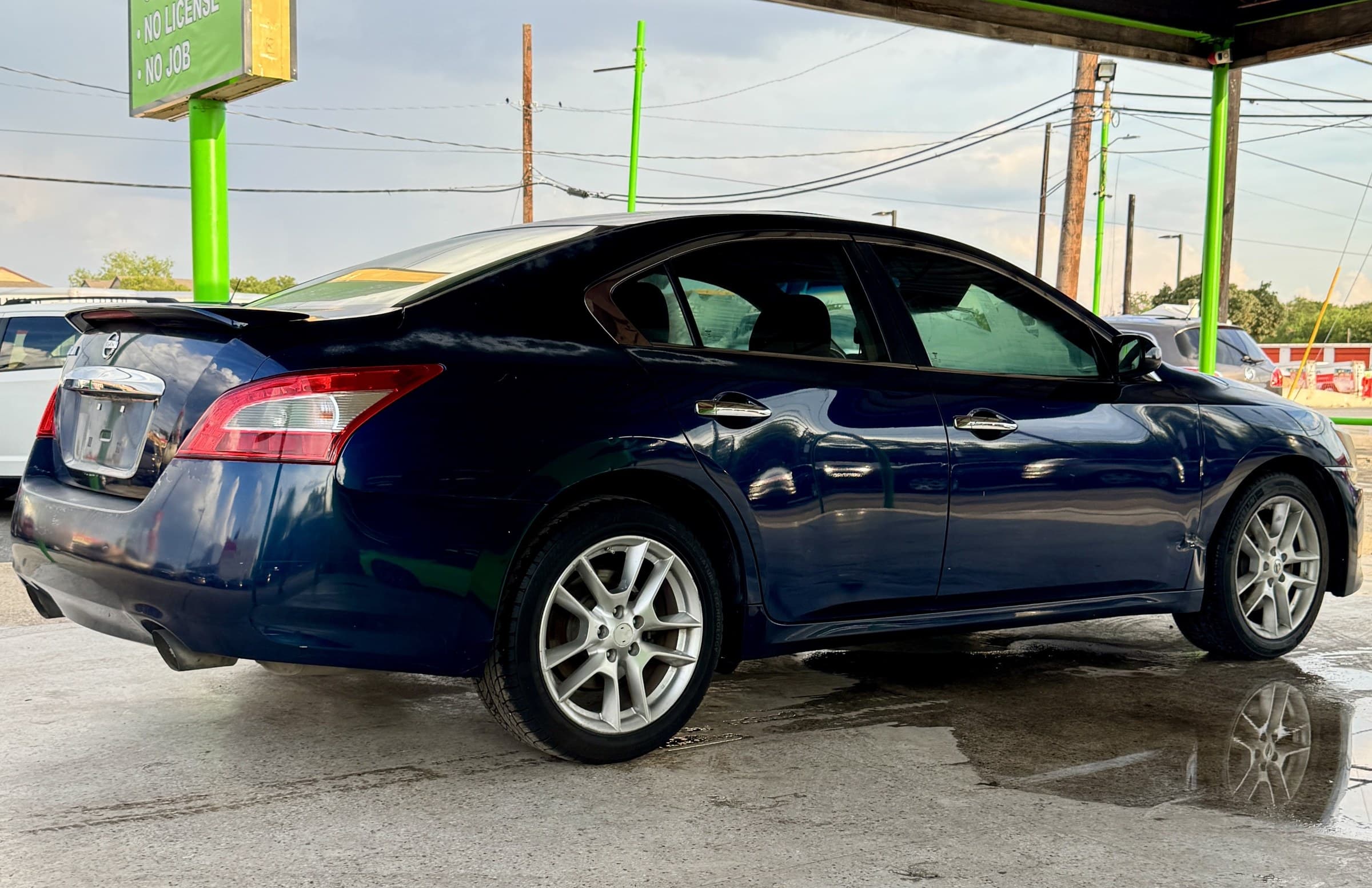 2010 NISSAN MAXIMA — view 3