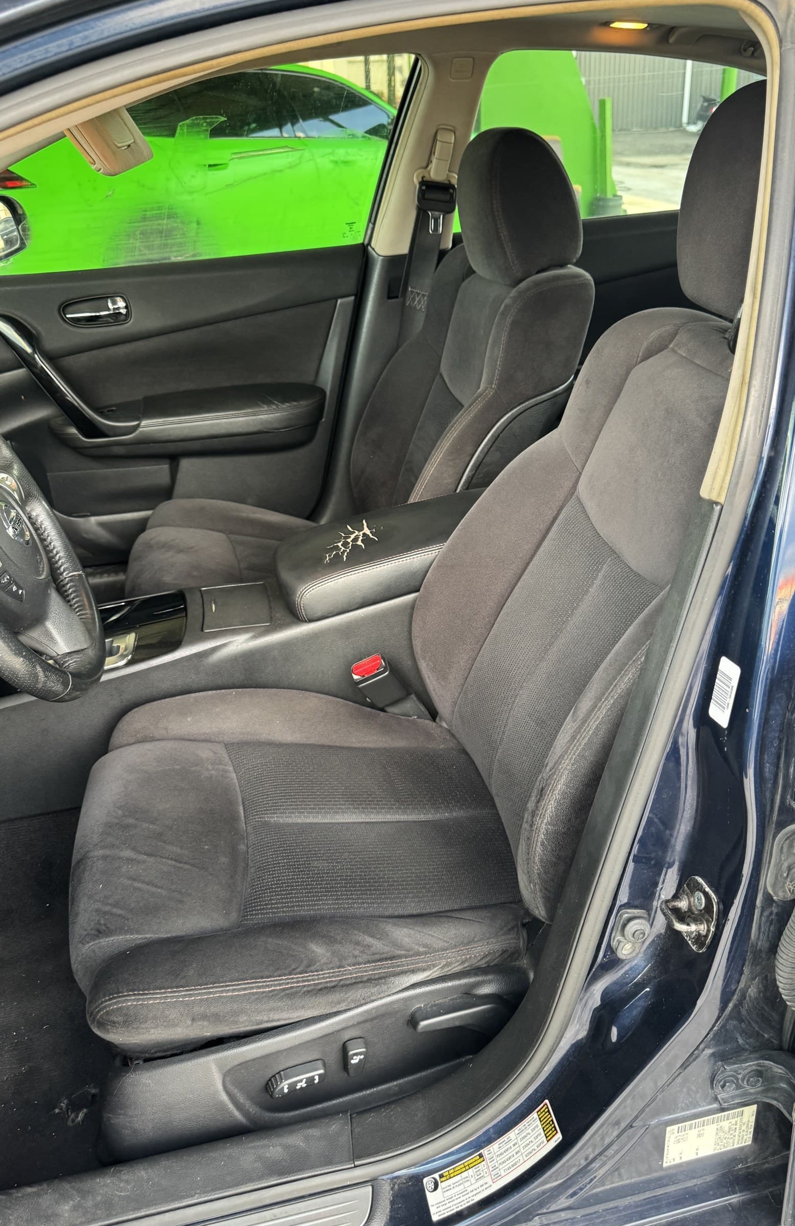 2010 NISSAN MAXIMA — view 8