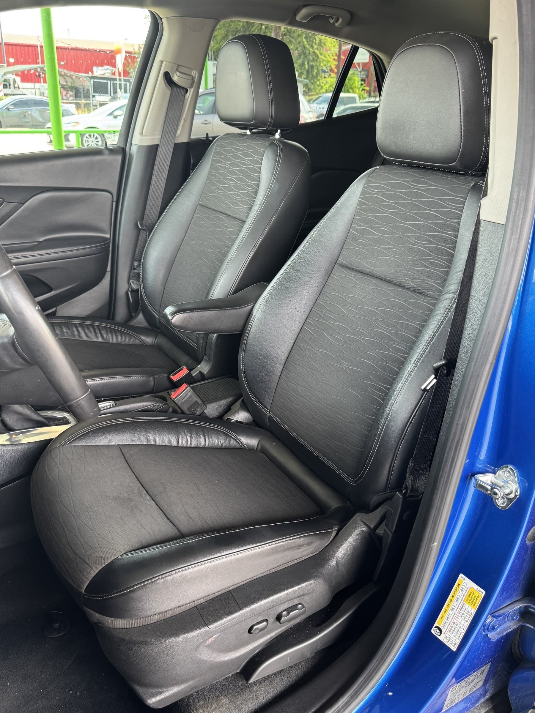 2015 Buick Encore — view 13