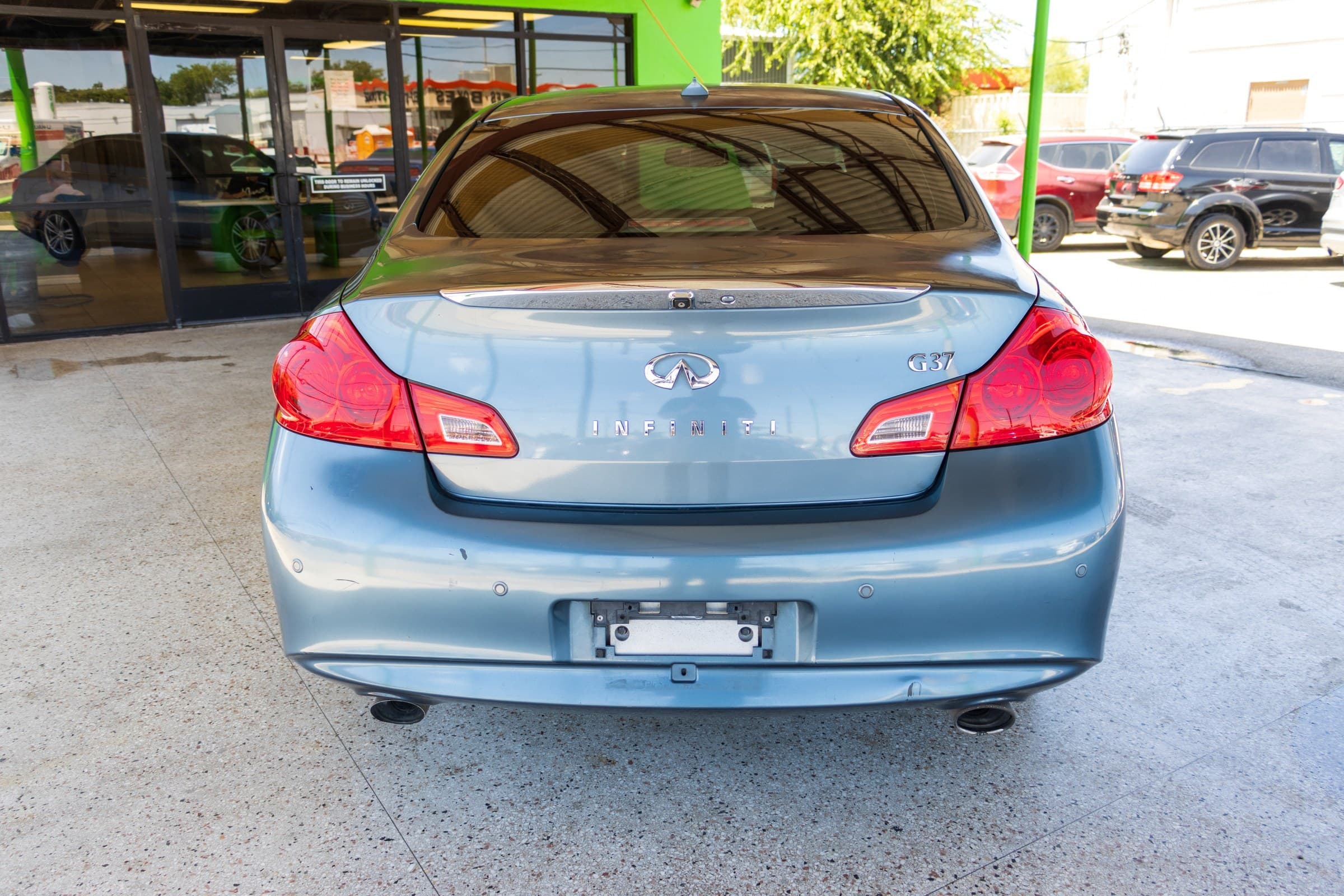 2010 INFINITI G37 Sedan, rear view