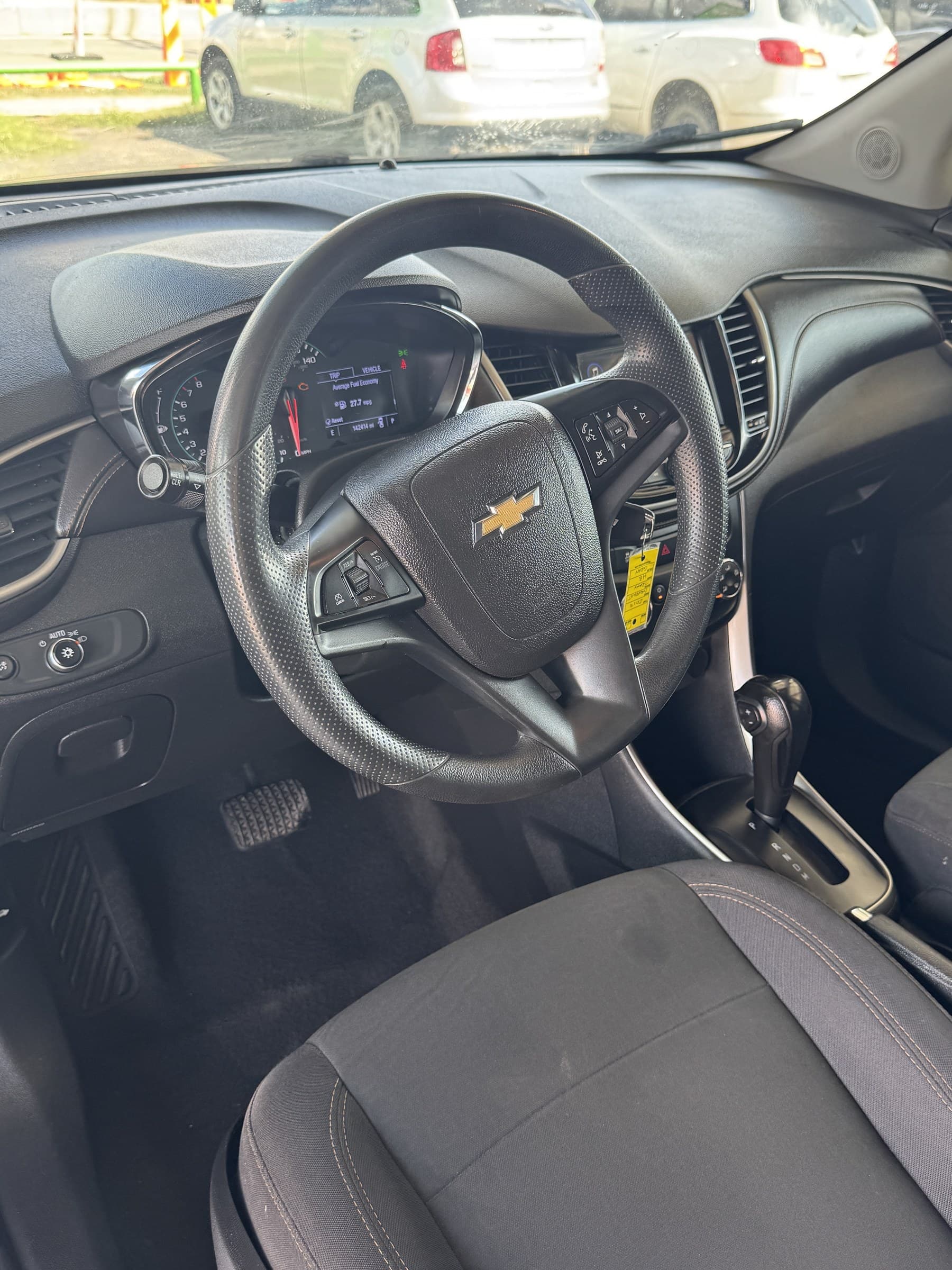 2019 Chevrolet Trax — view 10